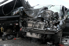 B2, Eschenlohe, Oberau, schwerer Unfall mit 5 Fahrzeuge und 4 Verletzte, Pickup kommt auf Gegenfahrbahn, 16.01.2024, Foto: Dominik Bartl