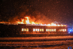 Oberau, Großeinsatz, Flammenhölle vernichtet Großhändler, Halle in Vollbrand, 27.03.2023, Foto: Dominik Bartl