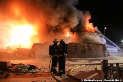 Brand einer Garage in Eschenlohe, Vollbrand, 13.01.2021 Foto: Dominik Bartl