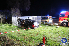 Oberau, B2, Mercedes kracht in Trafo, Tunnel Oberau gesperrt wegen Technikausfall, 17.11.2022, Foto: Dominik Bartl