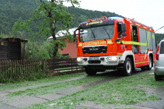 Oberau, schweres Hagelunwetter in Oberau, schwere Schäden an Haus und Autos, Feuerwehr rückte aus, 30.06.2022 Foto: Dominik Bartl